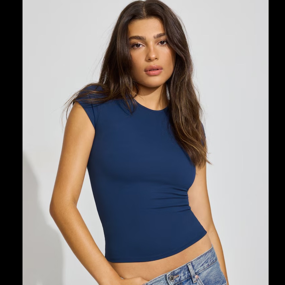 Garage - Sleek Crewneck T-Shirt